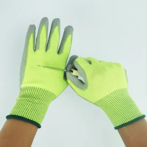 Level 5 Cut Anti Resistance Protective Safety Gloves with PU Coating Working Gear