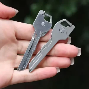 Outdoor Multifunction Keychain Mini Multifunction Tool 6 in One Key Knife Camping Equipment Survival Tool